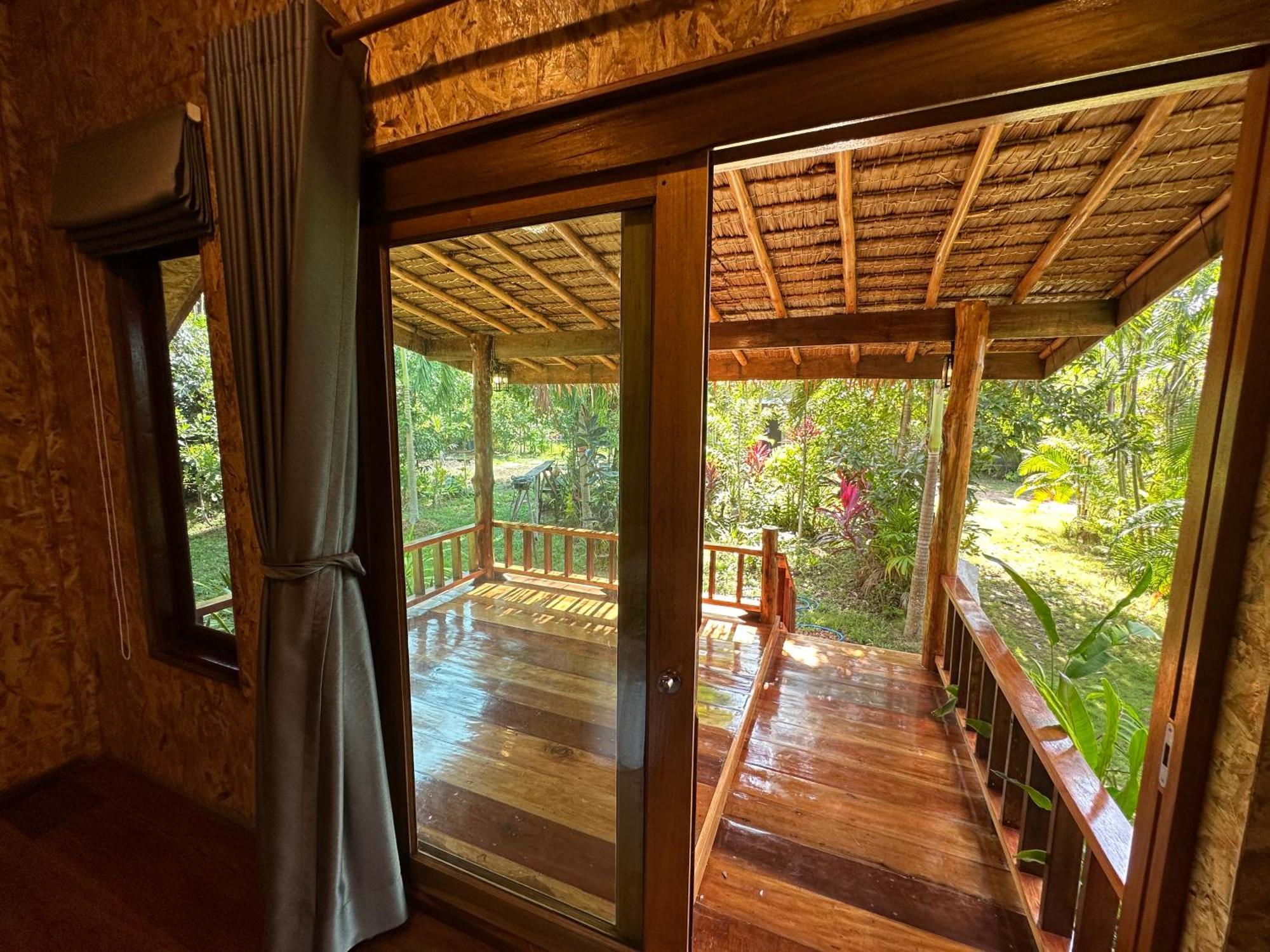 Koh Jum Hostel&Bungalow Bagian luar foto