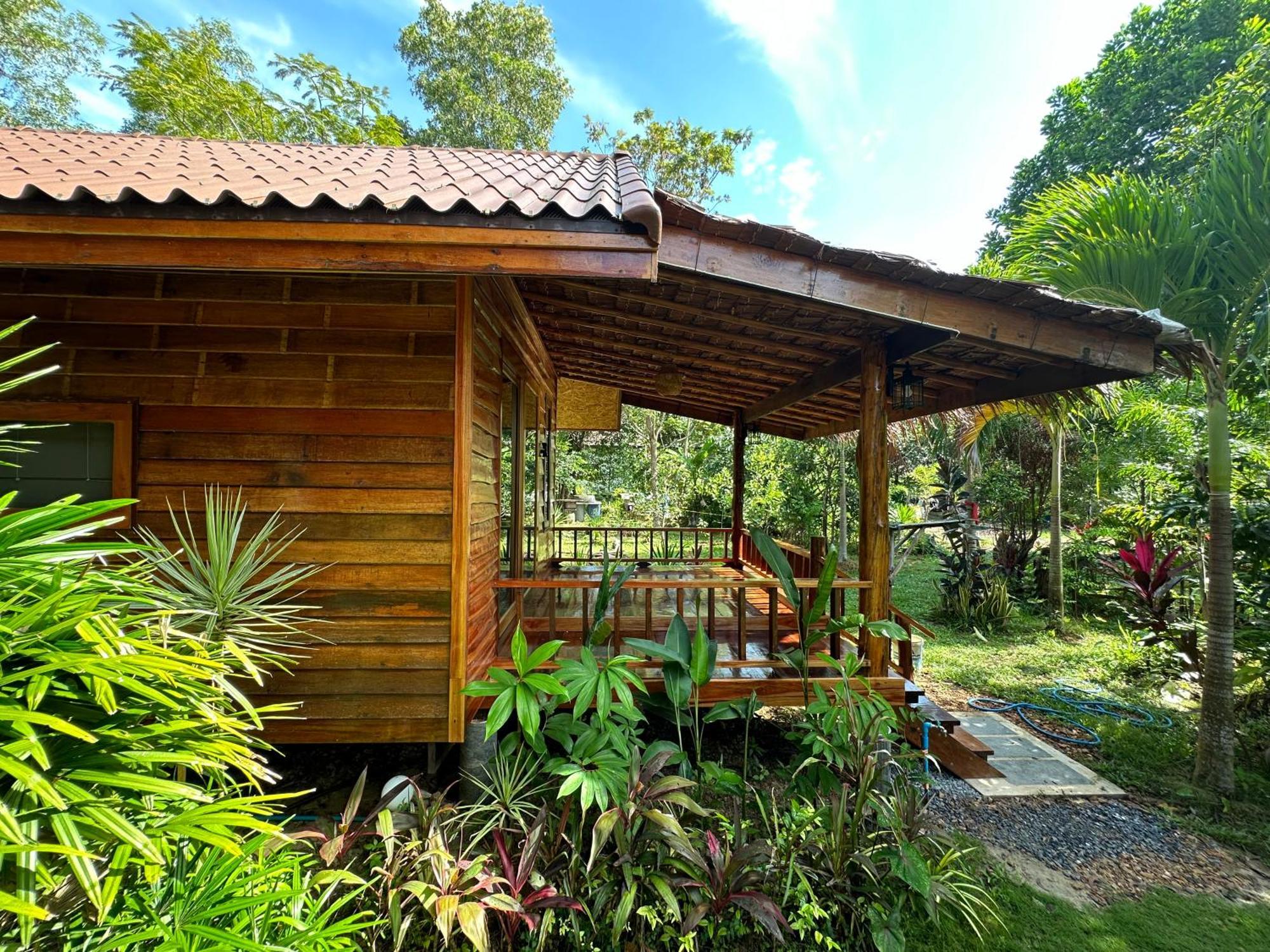 Koh Jum Hostel&Bungalow Bagian luar foto