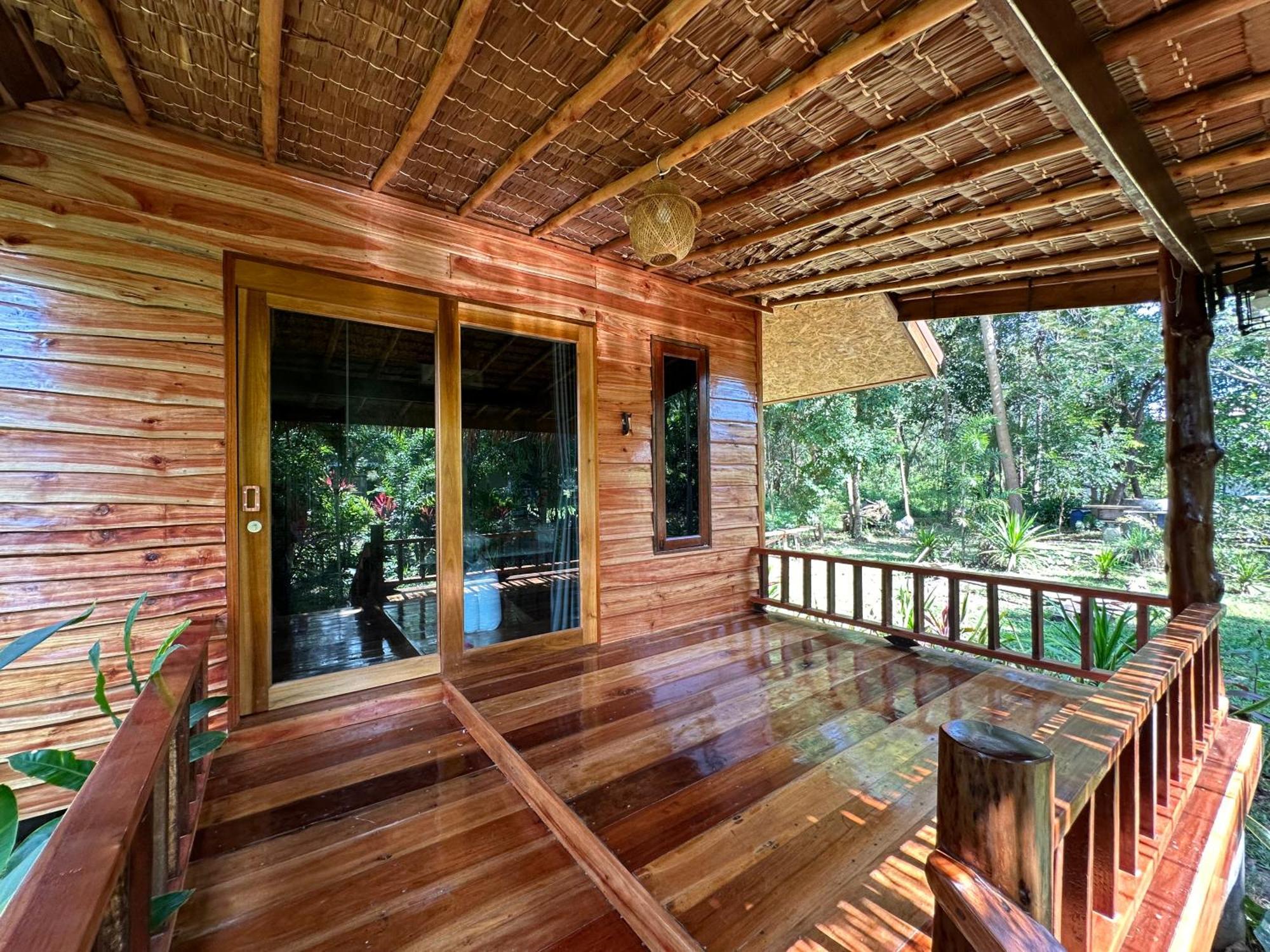 Koh Jum Hostel&Bungalow Bagian luar foto