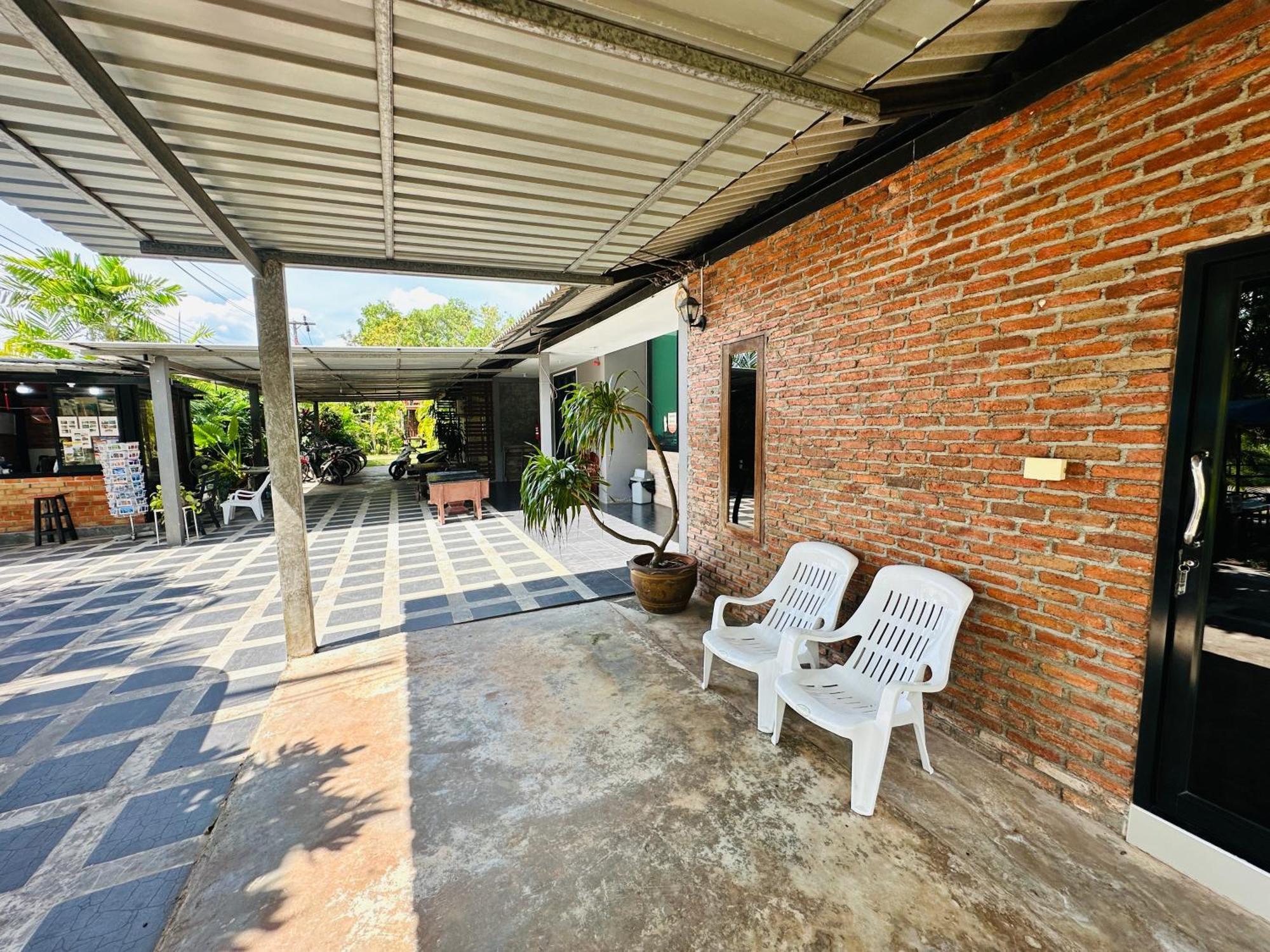 Koh Jum Hostel&Bungalow Bagian luar foto