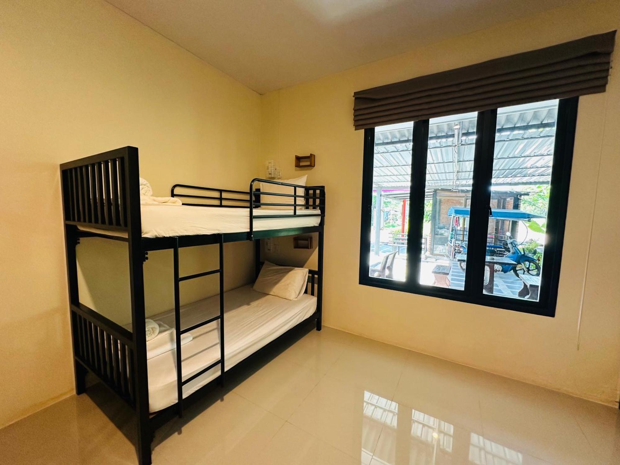 Koh Jum Hostel&Bungalow Bagian luar foto