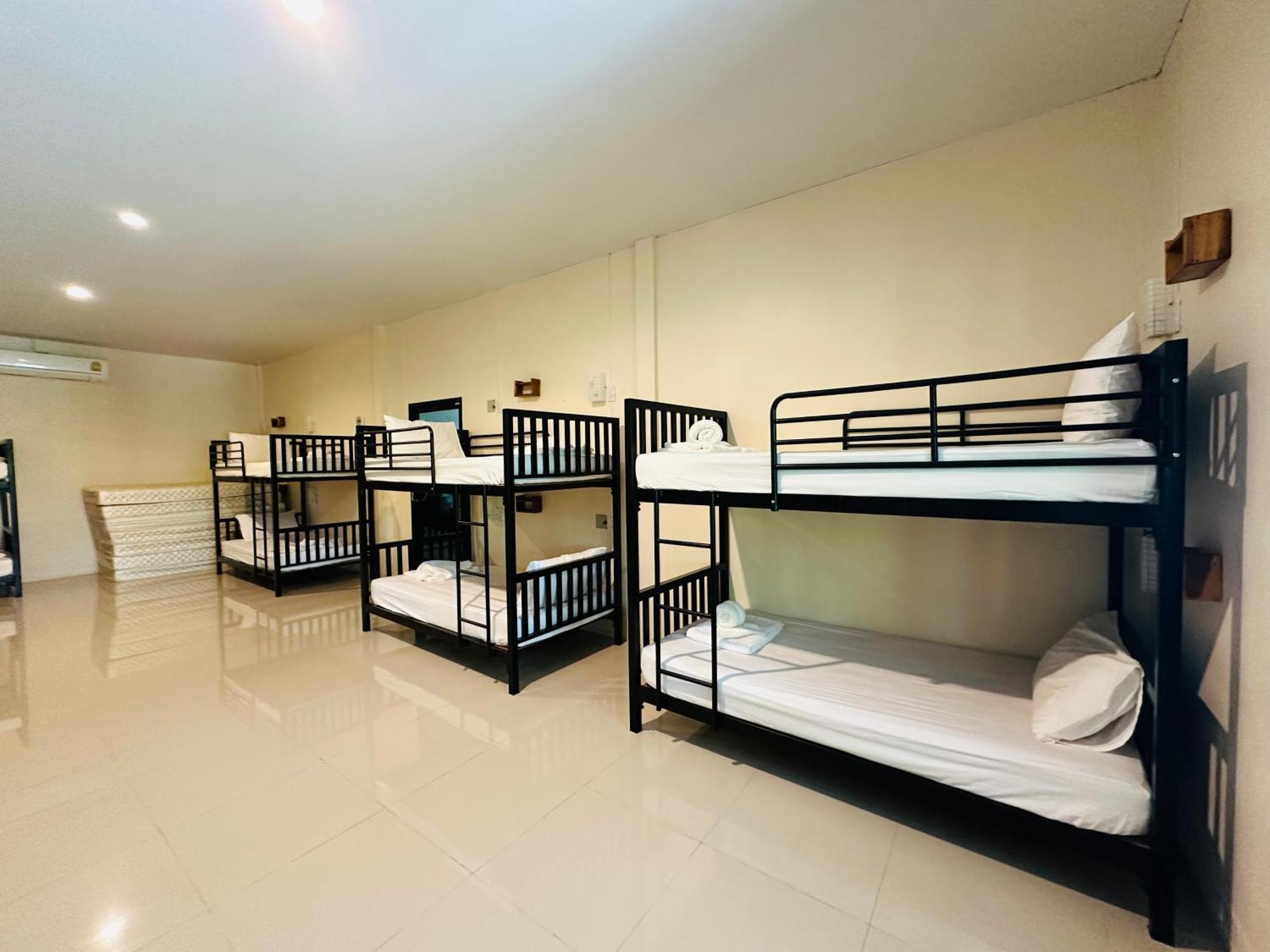 Koh Jum Hostel&Bungalow Bagian luar foto