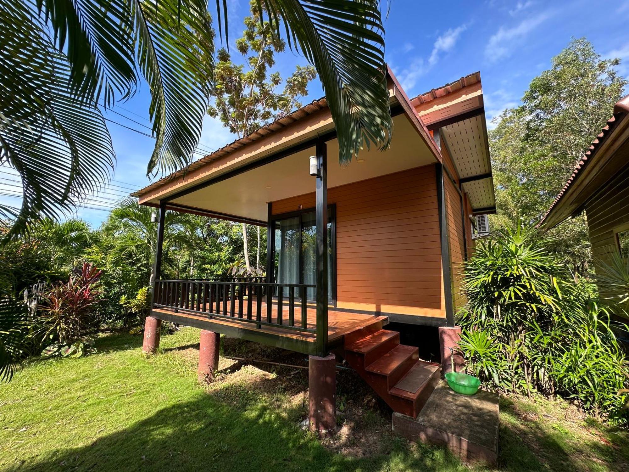 Koh Jum Hostel&Bungalow Bagian luar foto