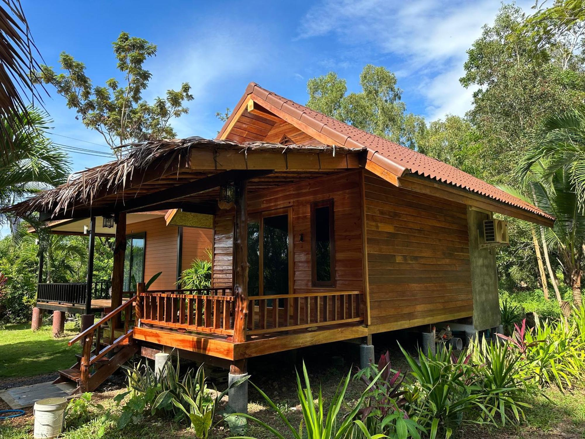 Koh Jum Hostel&Bungalow Bagian luar foto