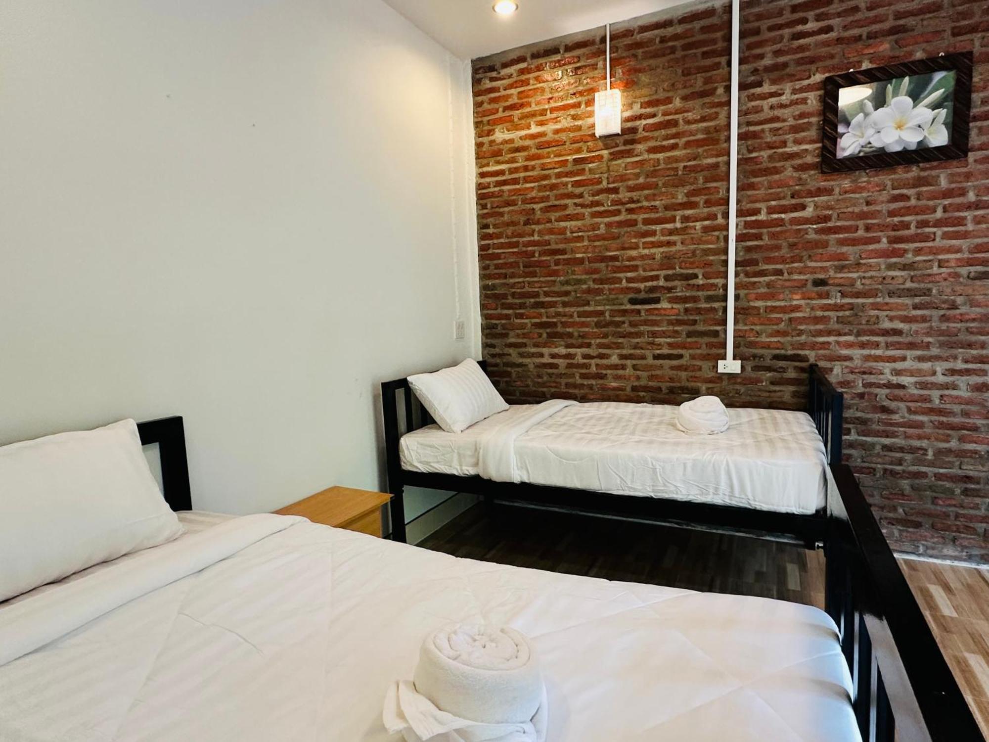 Koh Jum Hostel&Bungalow Bagian luar foto